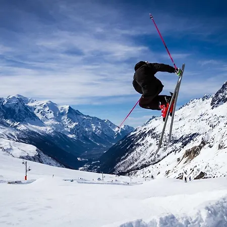 公寓 Parc Du Mont Blanc 12 Appt - Year *